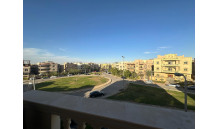 للبيع شقه 275 م جنوب الأكاديمية  ارقى احياء التجمع الخامس متشطبة فيو جاردن ميدان