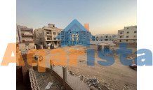 شقة للبيع 210 متر ف فيلات القرنفل  التجمع الخامس موقع مميز وقريبت للتسعين الشمالى والخدمات